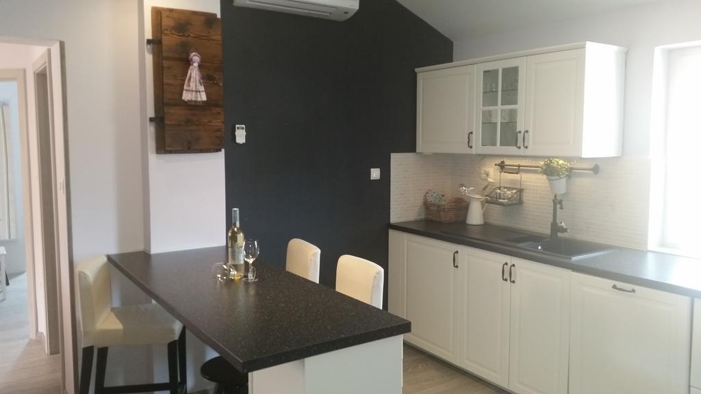 Apartment Diminic Melin 크레스 외부 사진
